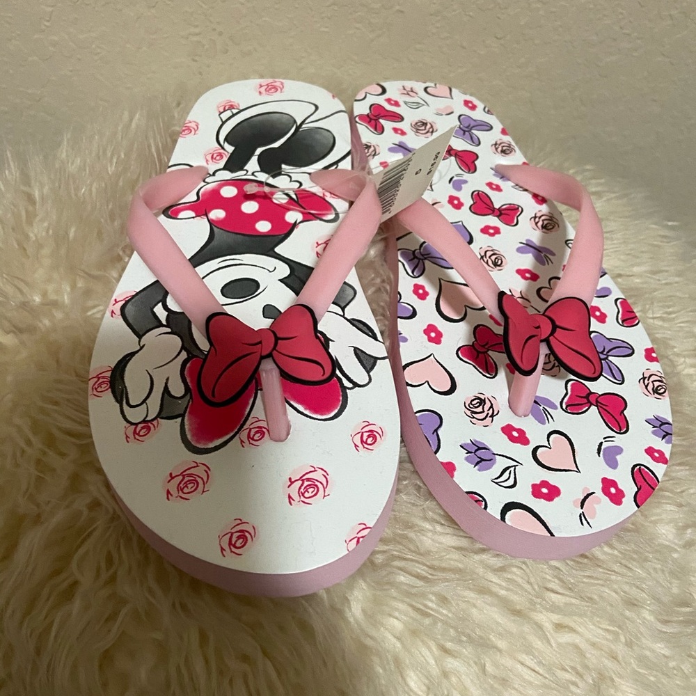 Girls sandals